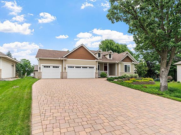 2nd image of 2373 Quail Creek Pkwy NE