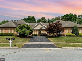 995 Grandon Way, Mechanicsburg, PA 17050