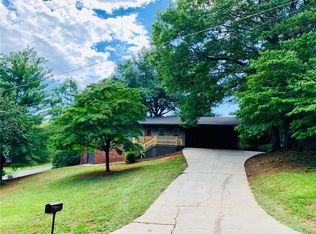 102 Pine Forrest Dr, Cartersville, GA 30120