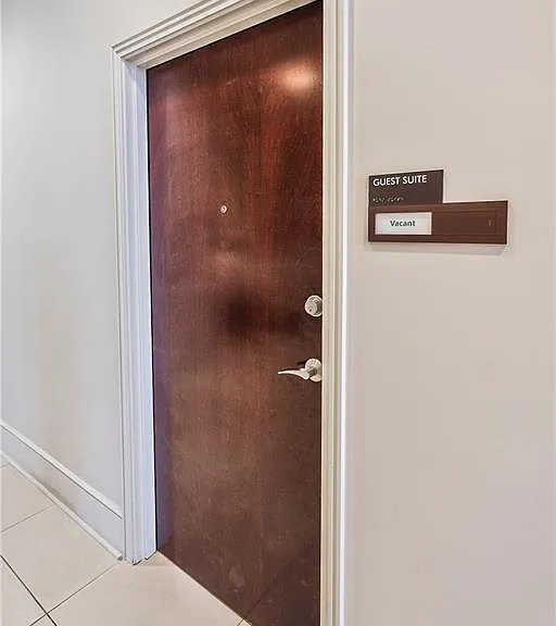 222 12th St NE #1806 — Photo 38