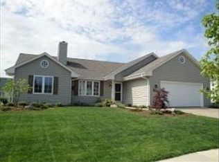 8433 Foxhaven Chase, Sturtevant, WI 53177