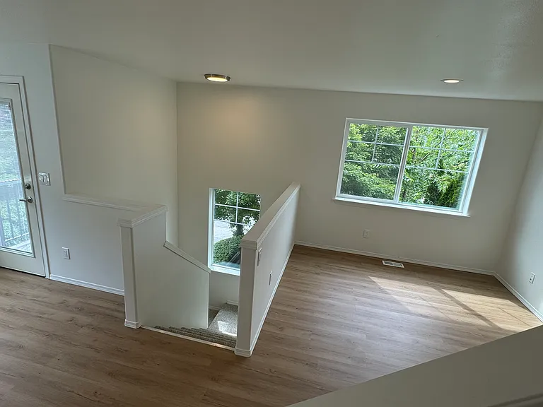 7117 Rainier Dr #H — Photo 5