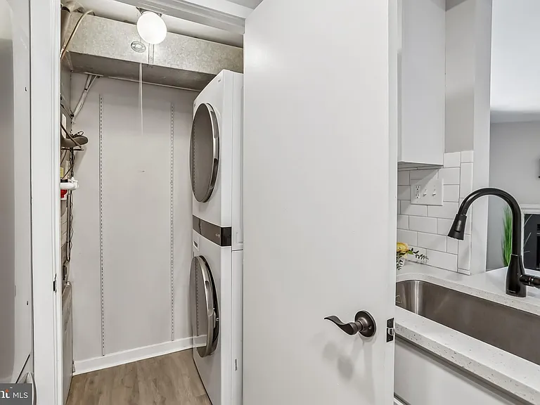 9705 Hellingly Pl #62 — Photo 11