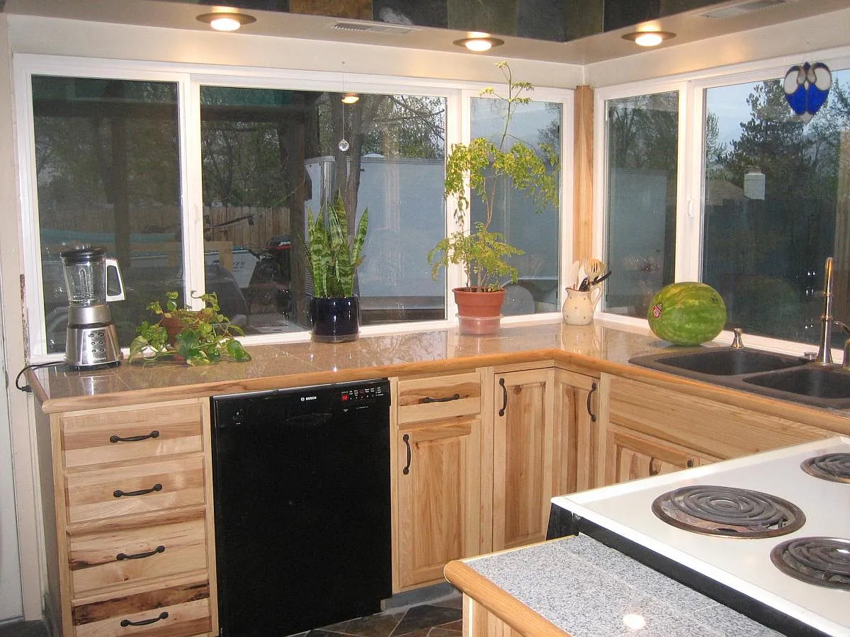 3204 Douglas Dr photo 1