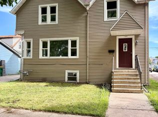 140 Hamilton Pl, Fond Du Lac, WI 54935