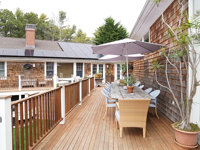 565 Montauk Hwy — Photo 18
