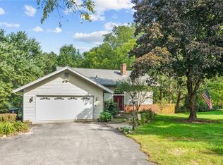 43 Hillside Rd, Cumberland, RI 02864