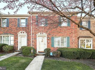 204 Chambers Rdg #204, York, PA 17402