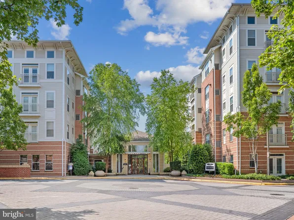 2791 Centerboro Dr APT 383, Vienna, VA 22181