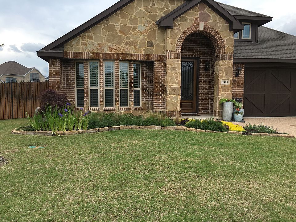 1st image of 4202 Gleneagles Dr