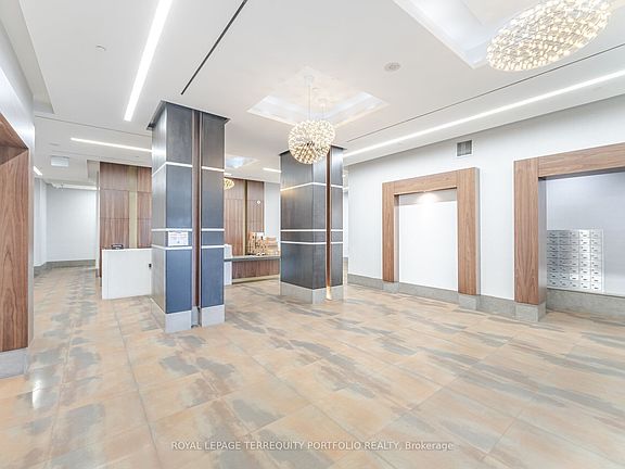 4th image of 18 Yonge St #1807
