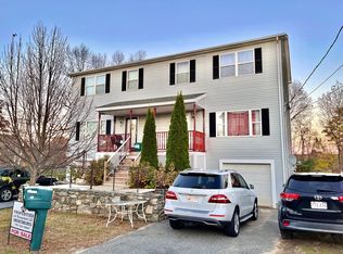 26 Arrowsic St, Worcester, MA 01606
