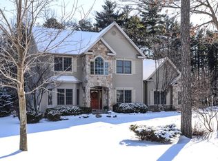 5 Castlegate, Ballston Lake, NY 12019