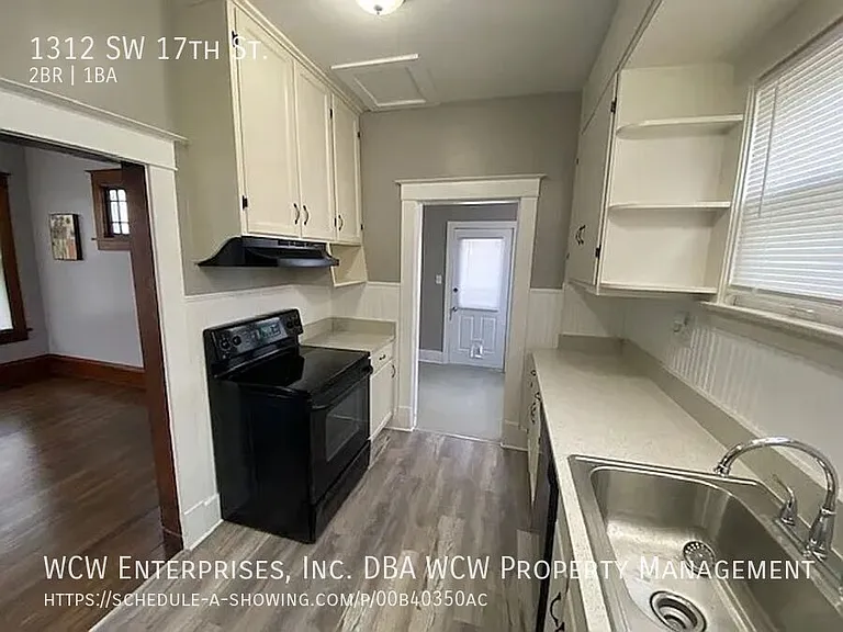 1312 SW 17th St — Photo 11
