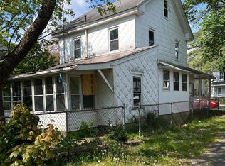 521 N 5th St, Millville, NJ 08332