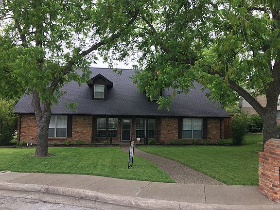 5th image of 1439 Birdwood Cir