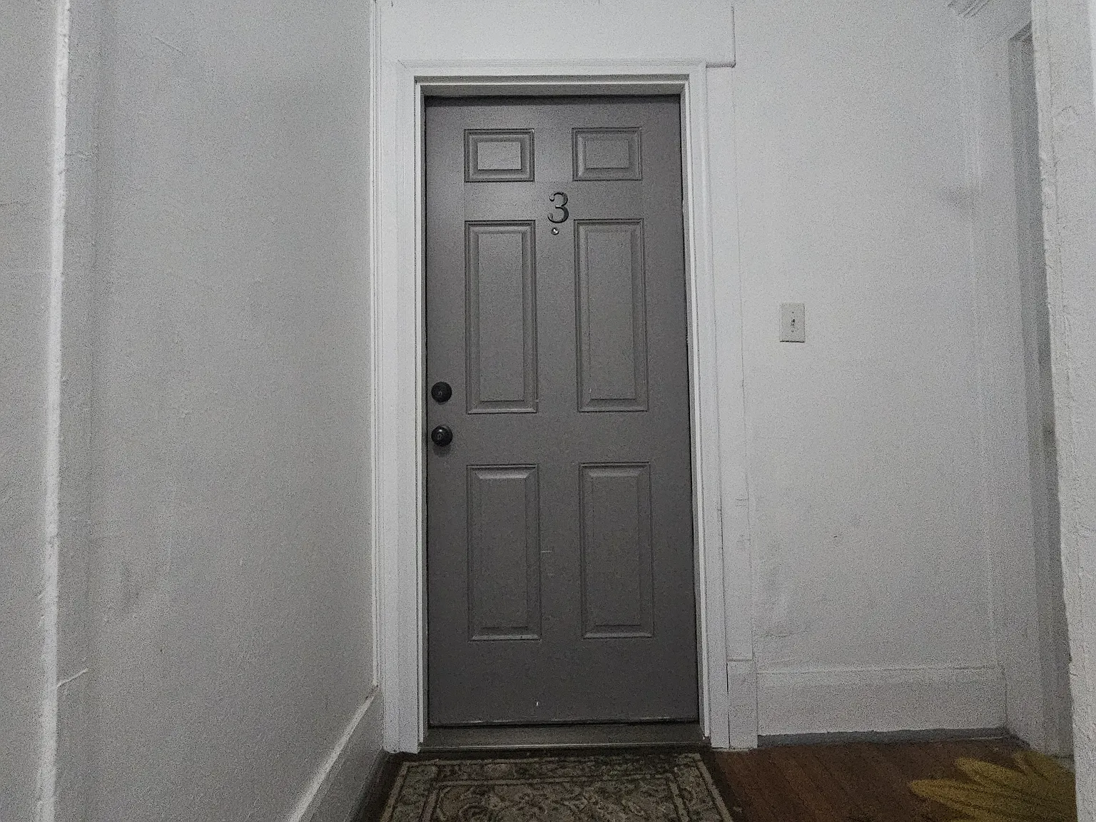 1 bed, 800 sqft, $995 — Photo 1