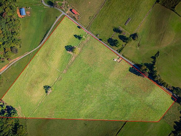 2nd image of Cole Hollow Rd