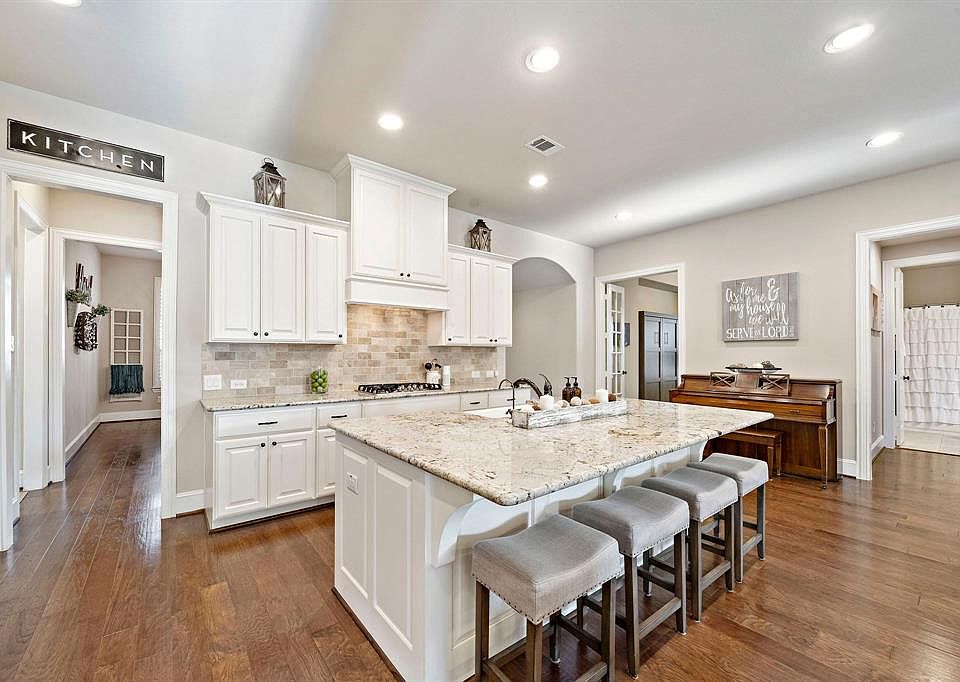 1st image of 2414 Crossvine Dr