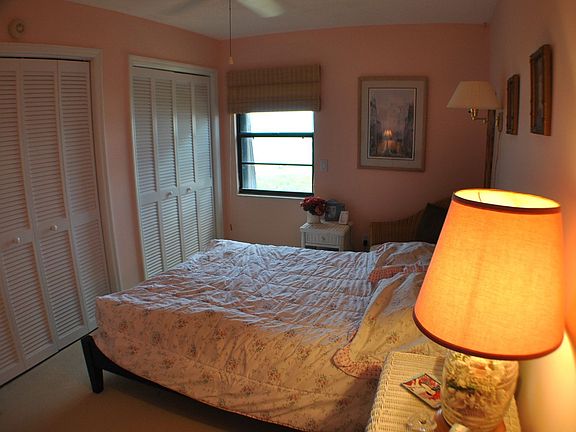 3rd image of 5200 Ocean Beach Blvd APT 202