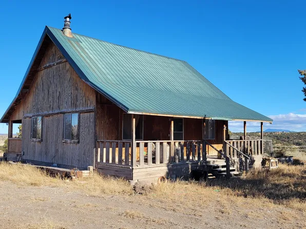 14 Bronco Ln, Quemado, NM 87829
