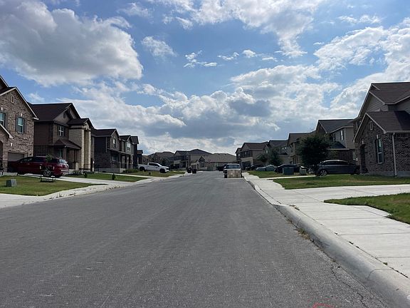 4th image of 15156 Orpheus Way