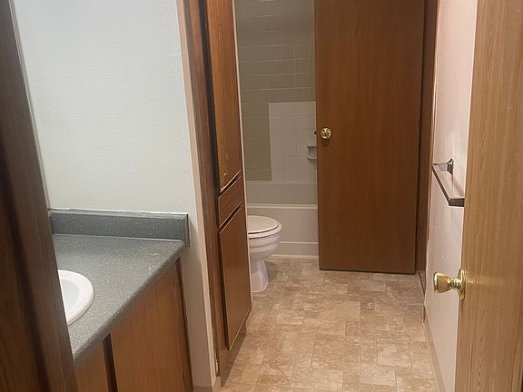Full bathroom