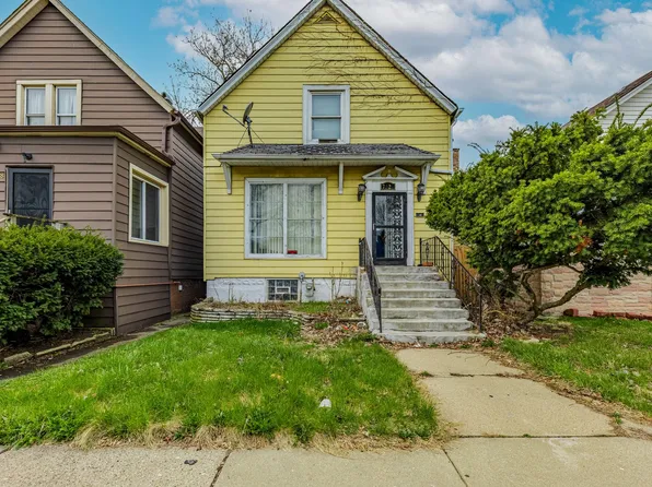 7526 S Merrill Ave, Chicago, IL 60649