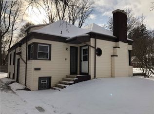 85 Lyndale Dr, Rochester, NY 14624