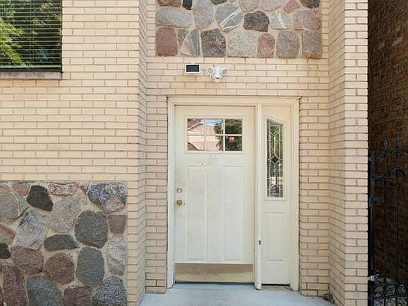 5th image of 4103 N Mozart St #3