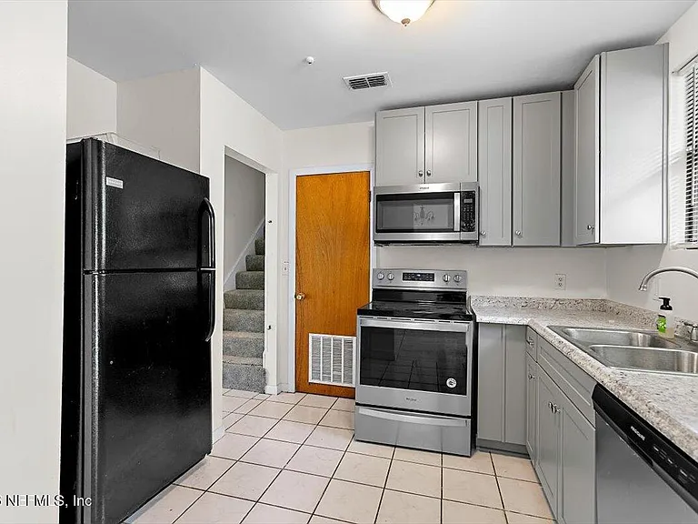 1512 Mar Vic Ln — Photo 7