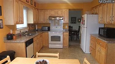 4th image of 7240 Cottesmore Ln