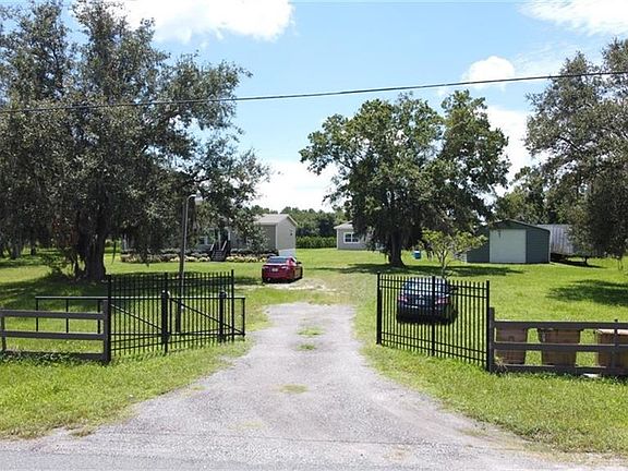 3rd image of 4270 Cypress Dr
