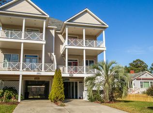 4008 Oak St #B, Morehead City, NC 28557