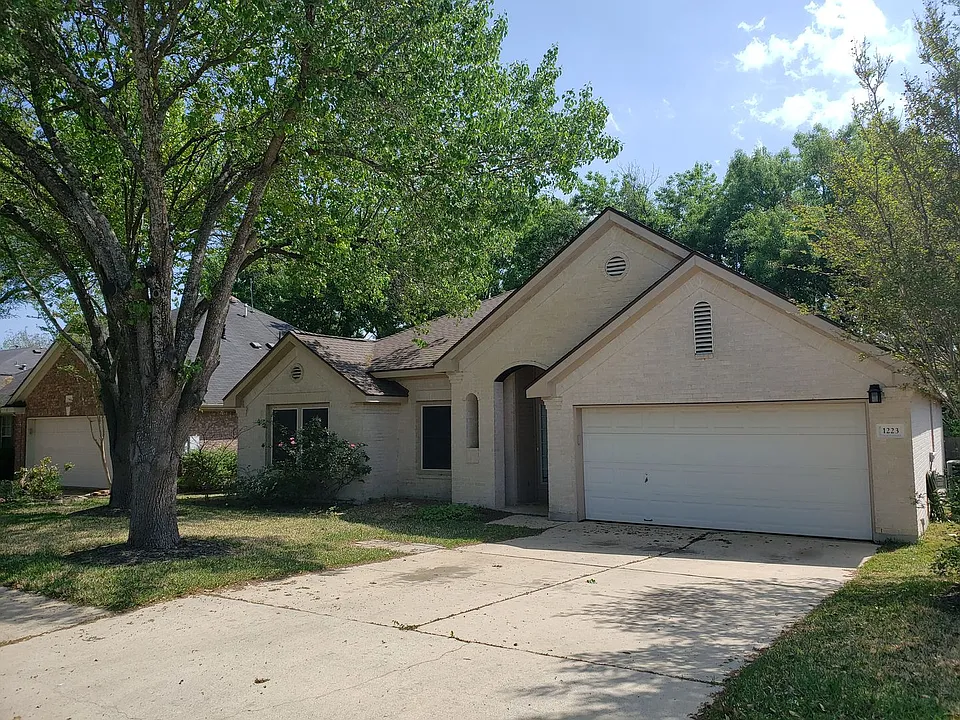 1223 Red Ranch Cir