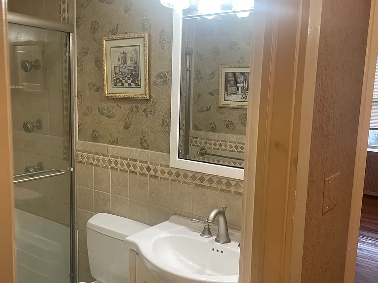 300 Stegman Pkwy #1 — Photo 23