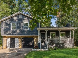 5293 Mountain Village Ct, Stone Mountain, GA 30083