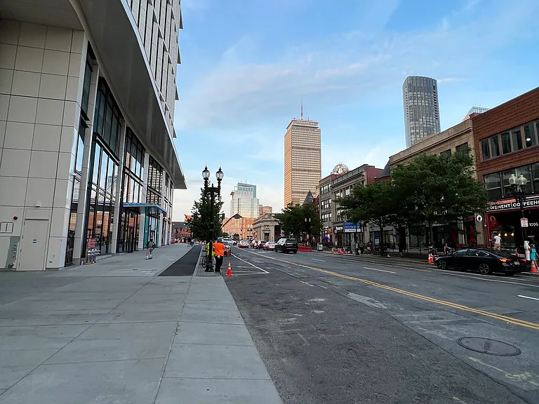 Boylston St — Photo 25
