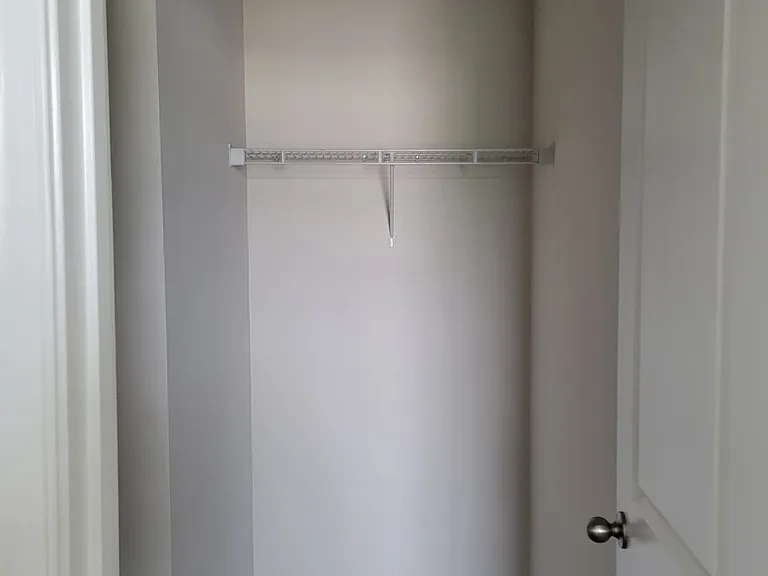 141 Catalpa Ct — Photo 10