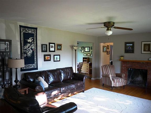 2nd image of 107 Longview Dr