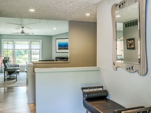 3rd image of 5307 E Hidden Lake Dr
