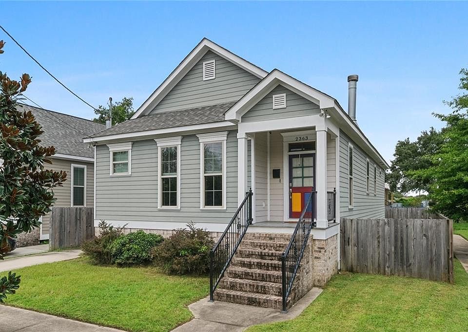1st image of 2363 Dreux Ave