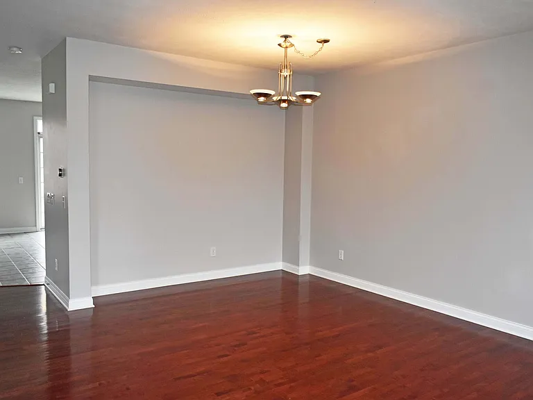 12968 Grenville St — Photo 10