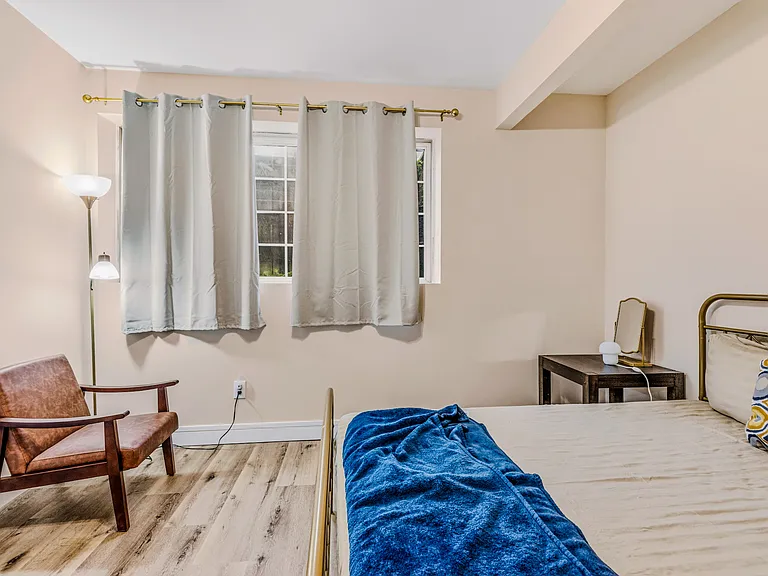725 Greystone Ct — Photo 47