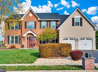 48 Jessica Cir, Schwenksville, PA 19473