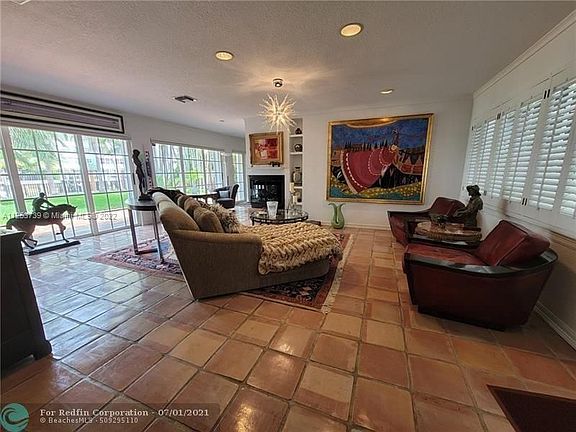 3rd image of 19 Fiesta Way #0