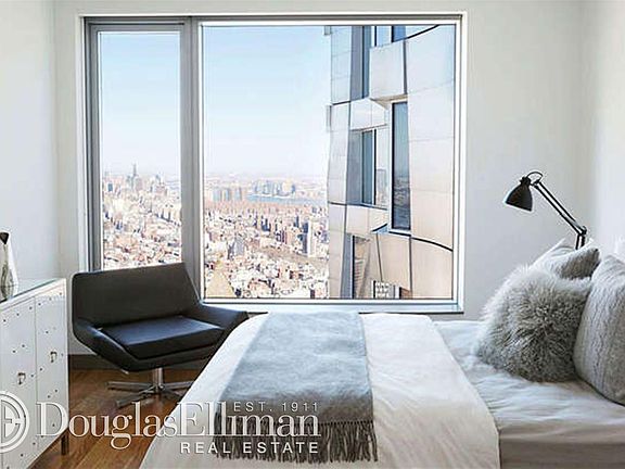 2nd image of 8 Spruce St APT 68R