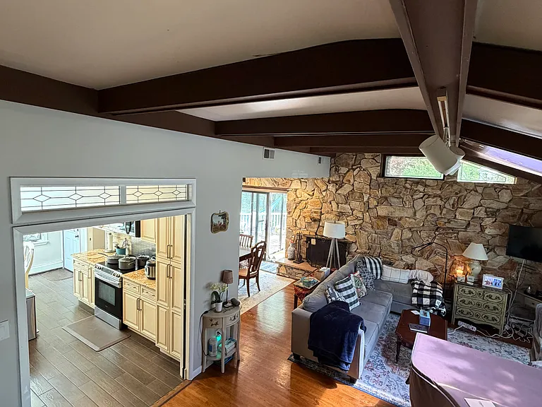Birchwood Park Dr — Photo 17