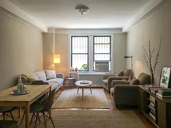 Rented by Rita S Citrin, LREB