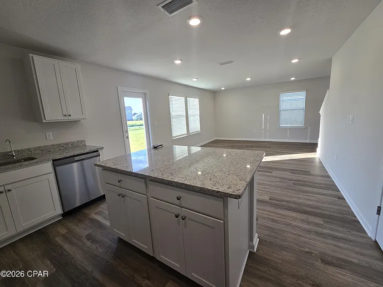 3128 Breezy Bay Ct — Photo 7